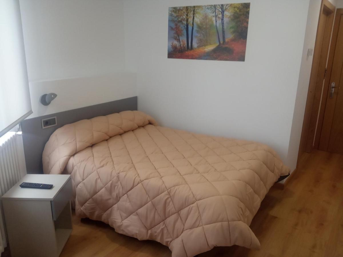Hostal Outarelo Ourense Dış mekan fotoğraf